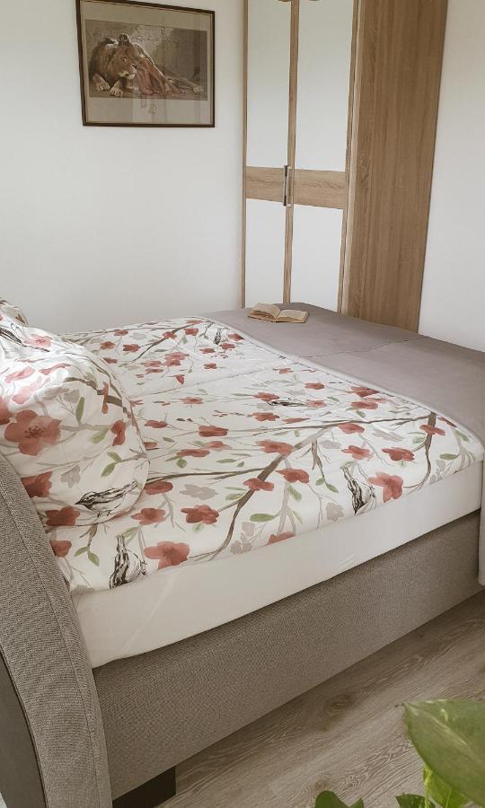 Ferienwohnung Angelina 마르크도르프 외부 사진
